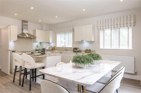 Dining/Kitchen
