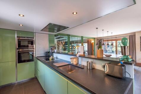 Property Image 6