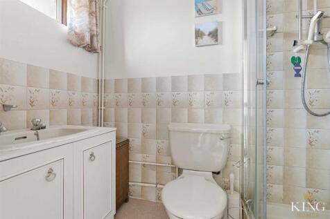 Annex shower room