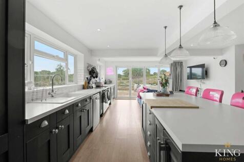King Homes-105.jpg