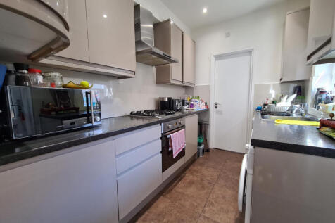 Two Bedroom Spacious Mid-Terrace House