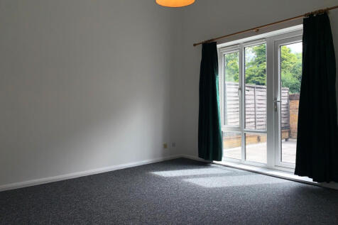 2 bedroom flat