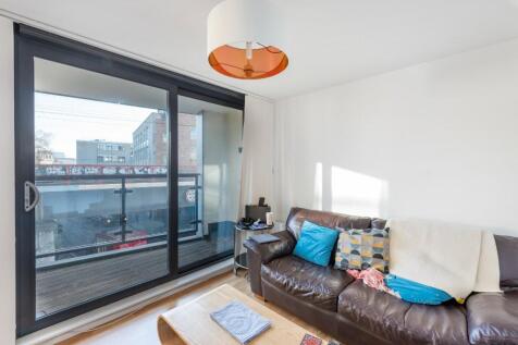 Living Area/Lounge