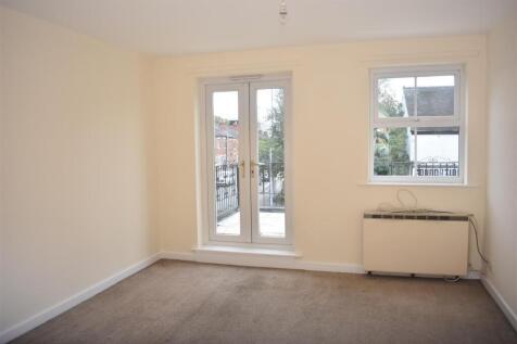 47a nant rd lounge.JPG