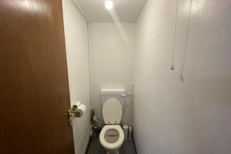 thumbnail_IMG_241...