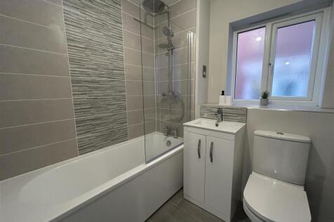 Bathroom.jpeg