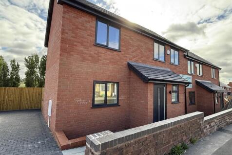 Potters Mews Pensnett 1.jpg