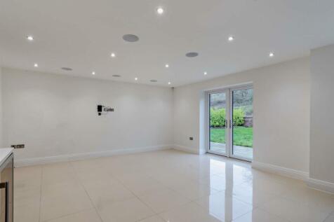 8629922-interior44-800.jpg