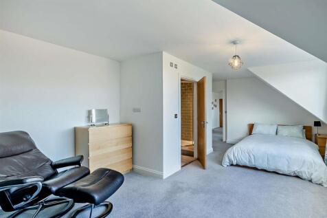 8634858-interior20-800.jpg