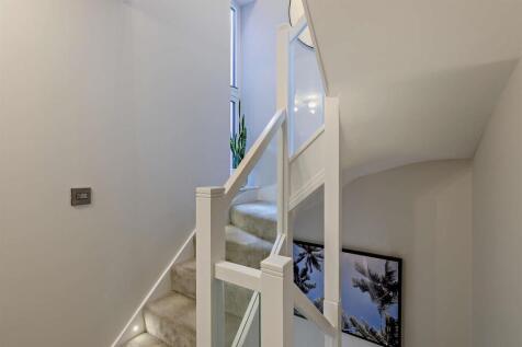 8635539-interior12-800.jpg