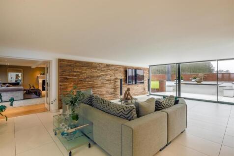 8629714-interior18.jpg