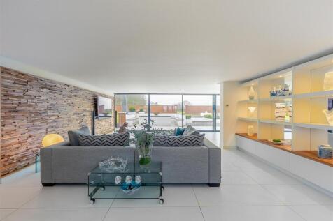 8629714-interior16.jpg