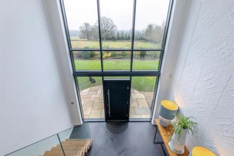 8629714-interior65.jpg