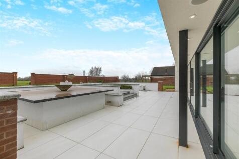 8629714-exterior09.jpg