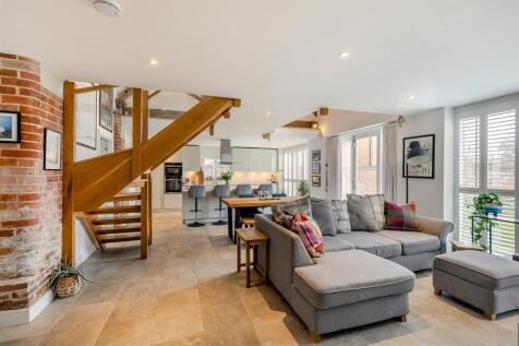 8639408-interior17.jpg