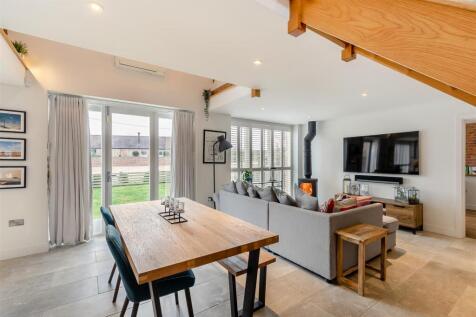 8639408-interior09.jpg