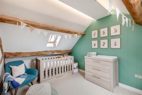 8639408-interior32.jpg