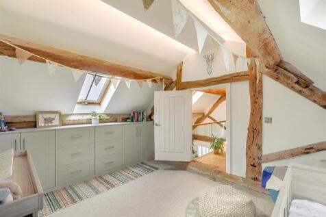 8639408-interior34.jpg