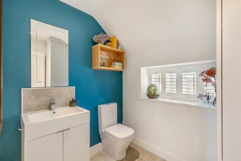 8639408-interior10.jpg
