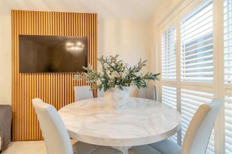 8635616-interior14.jpg