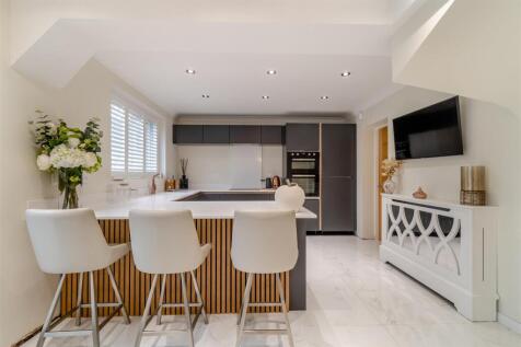8635616-interior26.jpg