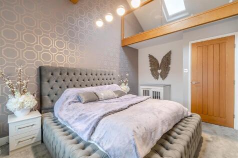 8635616-interior40.jpg