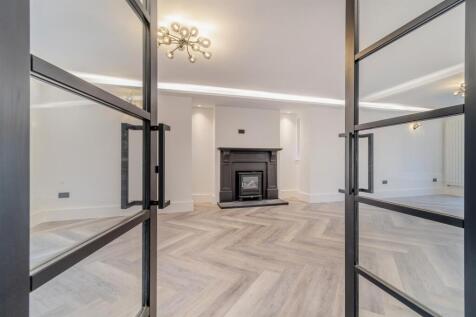 8628166-interior04.jpg