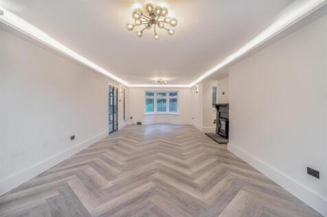 8628166-interior07.jpg