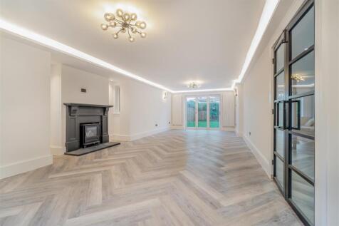 8628166-interior06.jpg