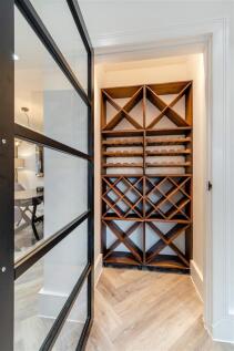 8628166-interior24.jpg