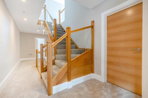 8652668-interior18.jpg
