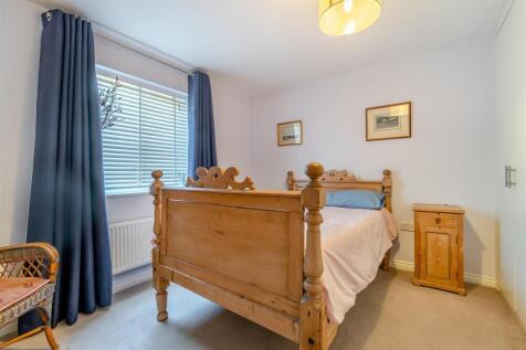 8655519-interior17.jpg