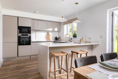 Luxurious Kithcen/Diner