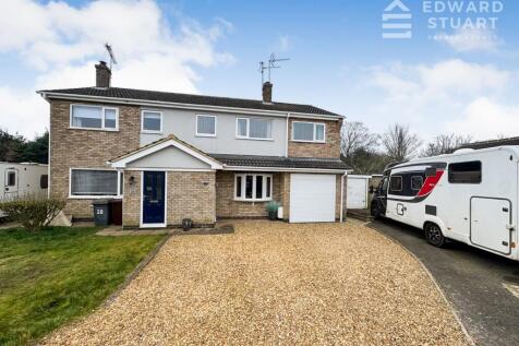 Fernie Close