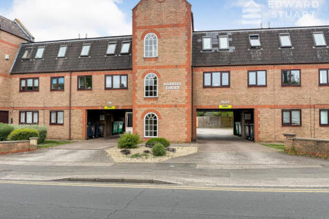2 bed flat