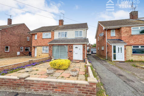 3 Bedroom Semi Detached for Sale