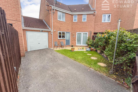 3 Bedroom Terraced for Sale