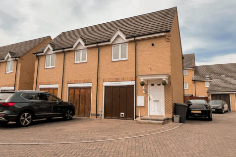 Two bedroom coach house