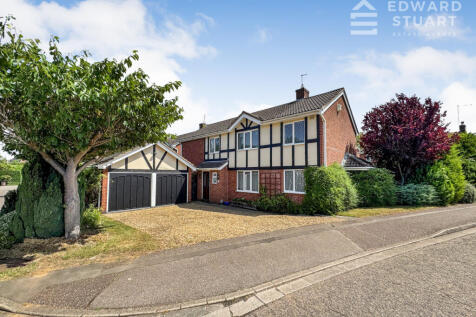 4 Bedroom For Sale