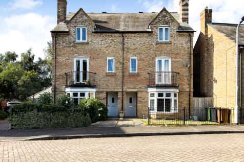 4 Bedroom Semi Detached for Sale