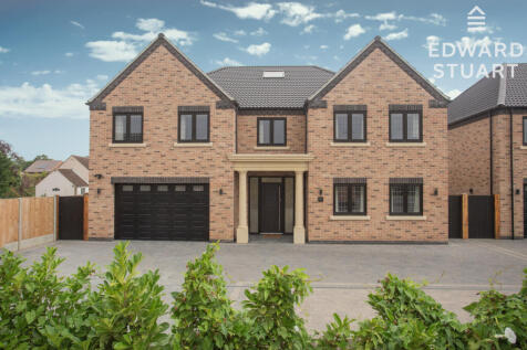 5 Bedroom Detached for Sale