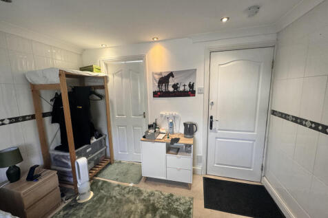 3thevillageIMG_9480.jpg
