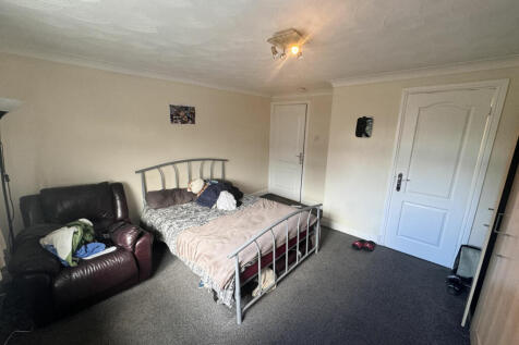 3thevillageIMG_9461.jpg