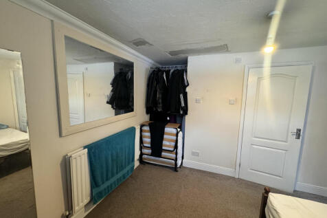 3thevillageIMG_9492.jpg