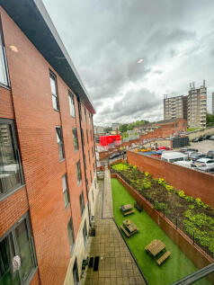 leyalandhouse76IMG_2270_edited.jpg