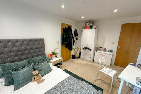 leyalandhouse76IMG_2278_edited.jpg