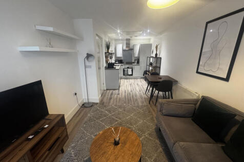 theinterchnge82763IMG_1249.jpg
