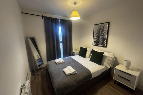 theinterchnge82763IMG_1233.jpg