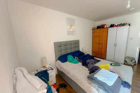405silkhousecourtimage00049_edited.jpg