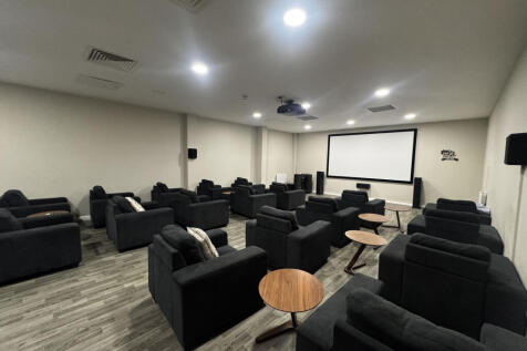 301oneislingtonIMG_5030.jpg